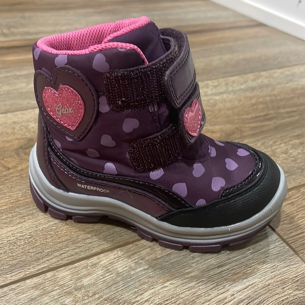 Toddler girl geox snow boots new No tag